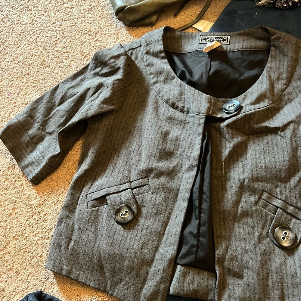 Guess Cropped One Button Jacket Small - image 3